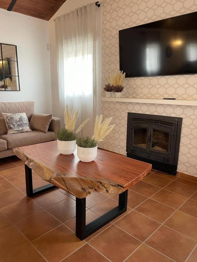 Casa Rural La Alcaparra Эсиха Экстерьер фото